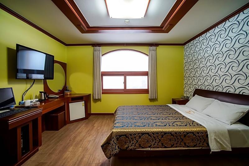Trevi Hotel Τζέτζου Εξωτερικό φωτογραφία